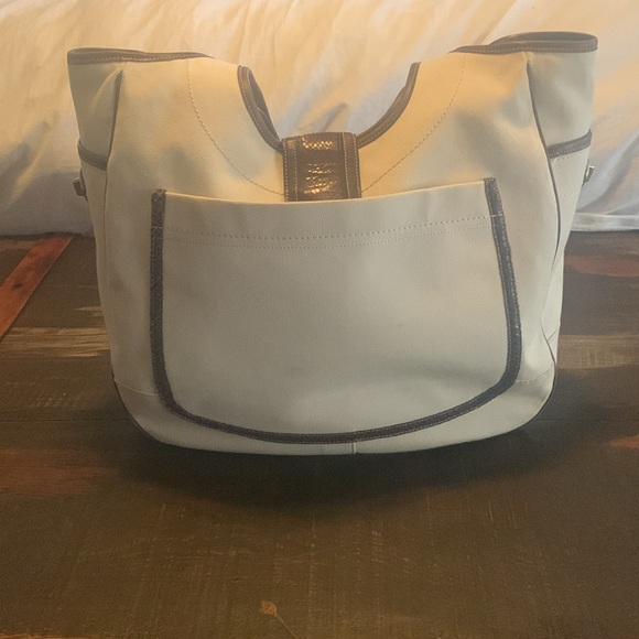 Coach canvas and leather overnight bag - Picture 2 of 11